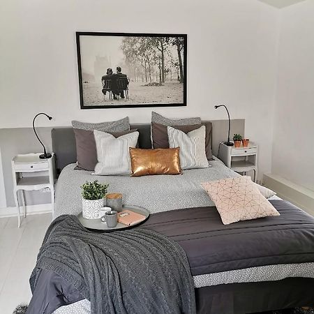 Aux Champes Bed & Breakfast Saussignac Ngoại thất bức ảnh